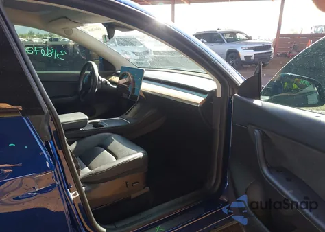 2022 Tesla Model Y Performance Dual Motor All-Wheel Drive from USA, damaged, VIN 7SAYGDEF6NF318672